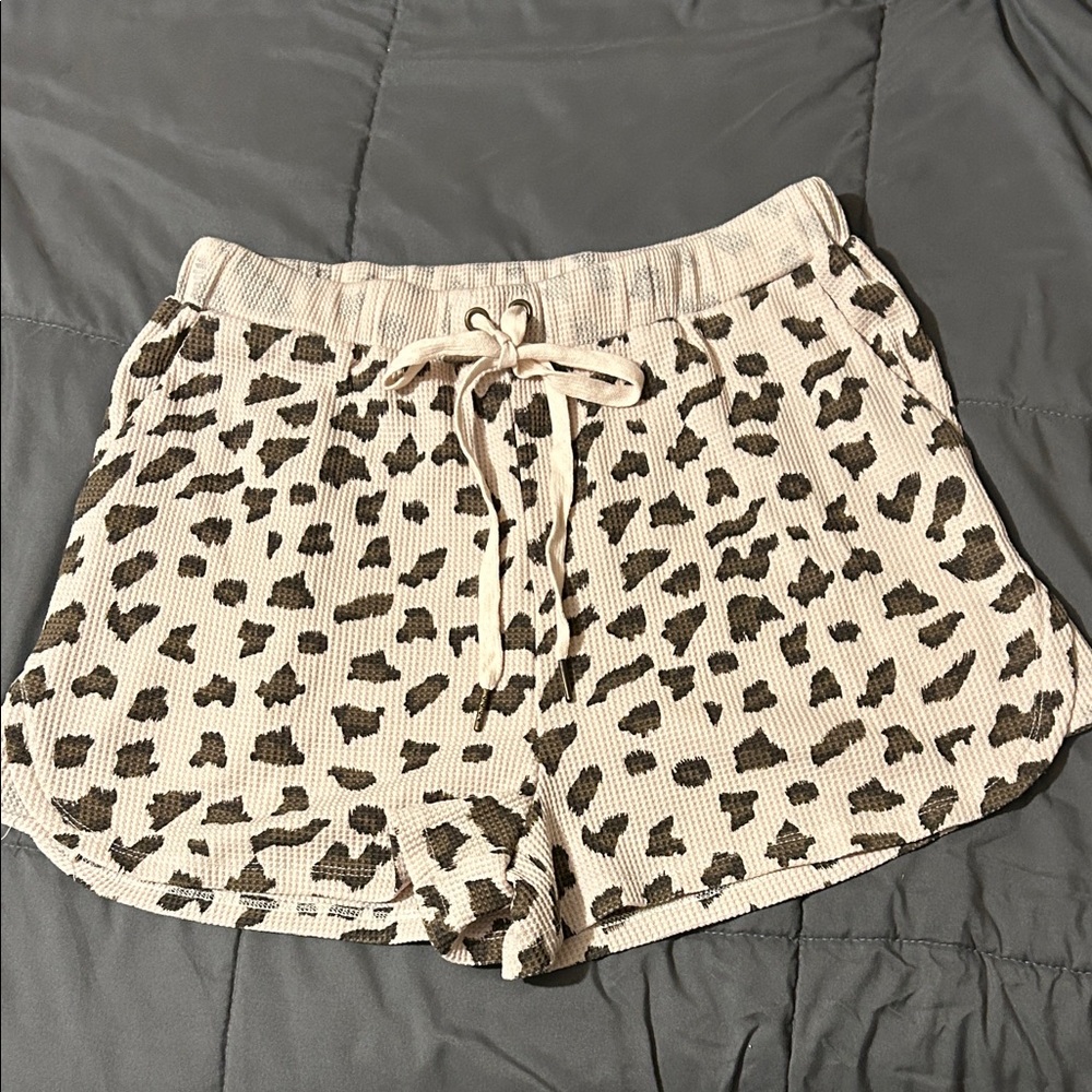 Doe & Rae Cream Leopard print Knit Shorts